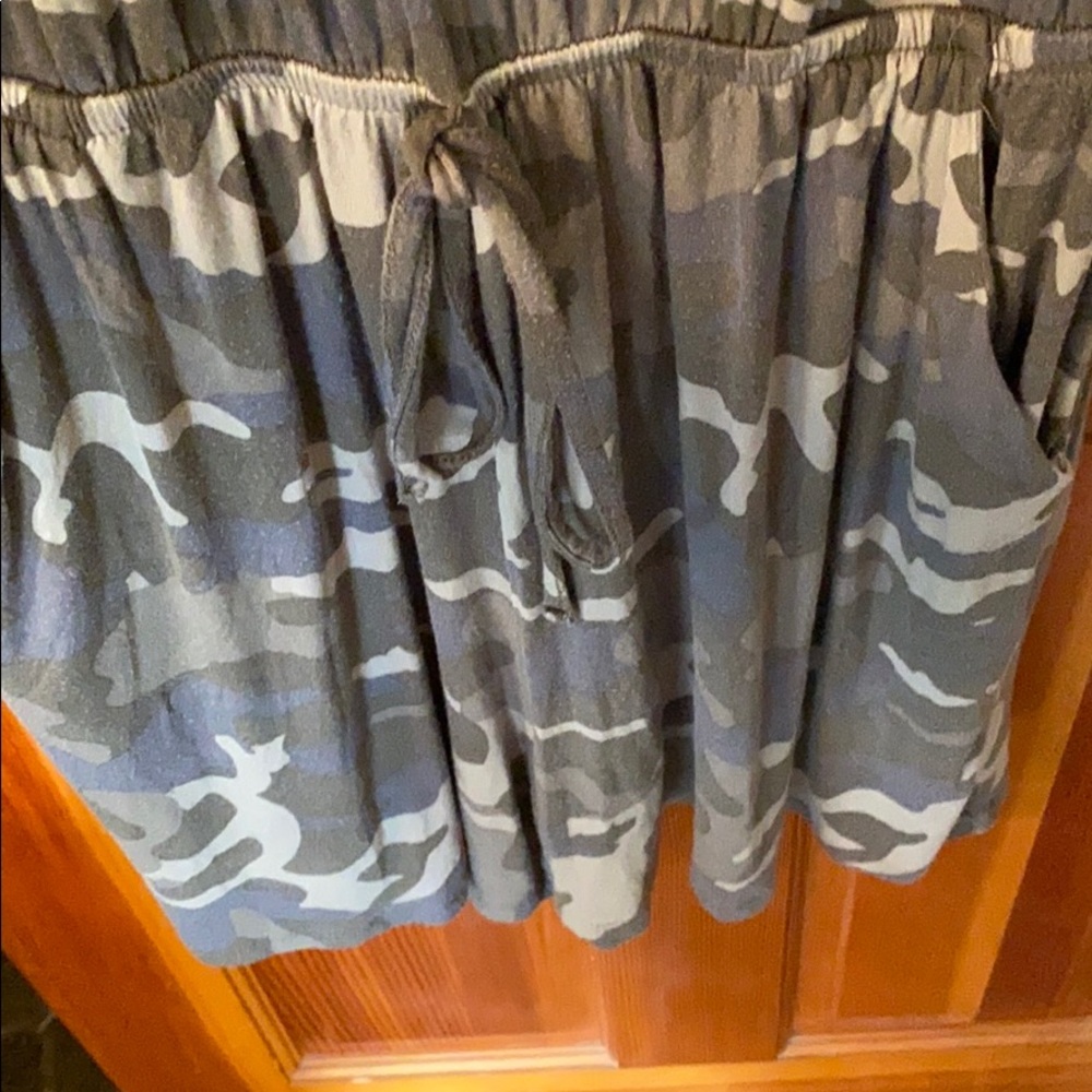 Romper - Picture 3 of 3